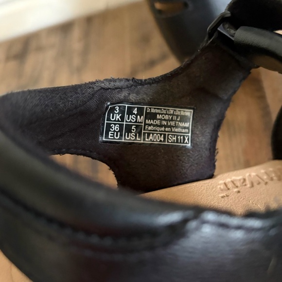Dr. Martens MOBY II LEATHER VELCRO SANDALS in Black, EUC! WOMEN’S SZ 5 - Picture 5 of 8